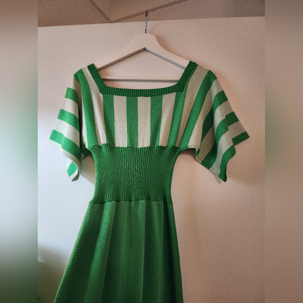 Vintage 70s Green Maxi Dress size 8 - Picture 3 of 5